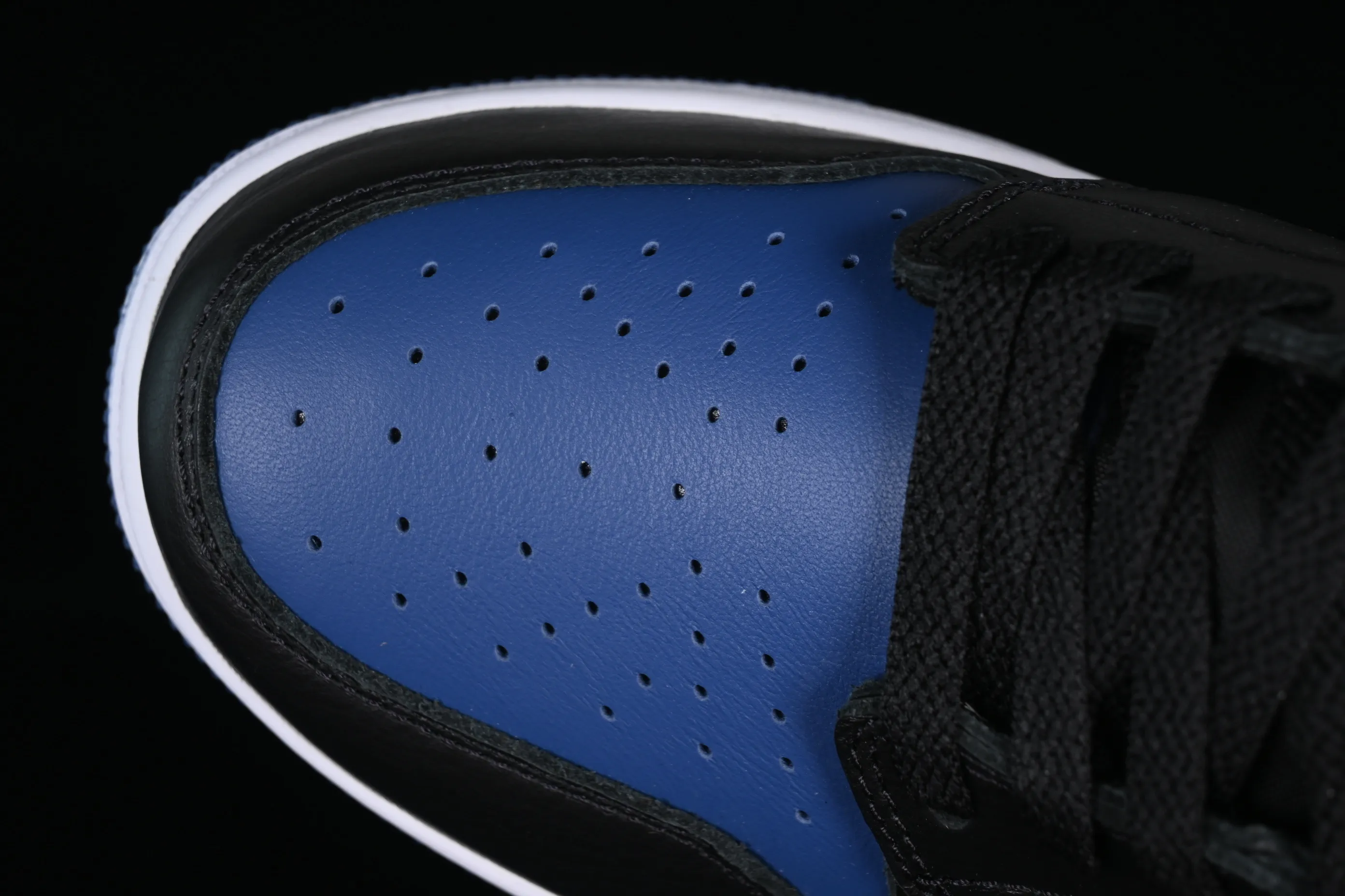 All categories Air Jordan Jordan series basketball shoes Air Jordan 1 Low G version pure original Air Jordan 1 Low OG AJ1 Joe 1 customized version black and blue full head layer low-top basketball shoes CZ0775-041